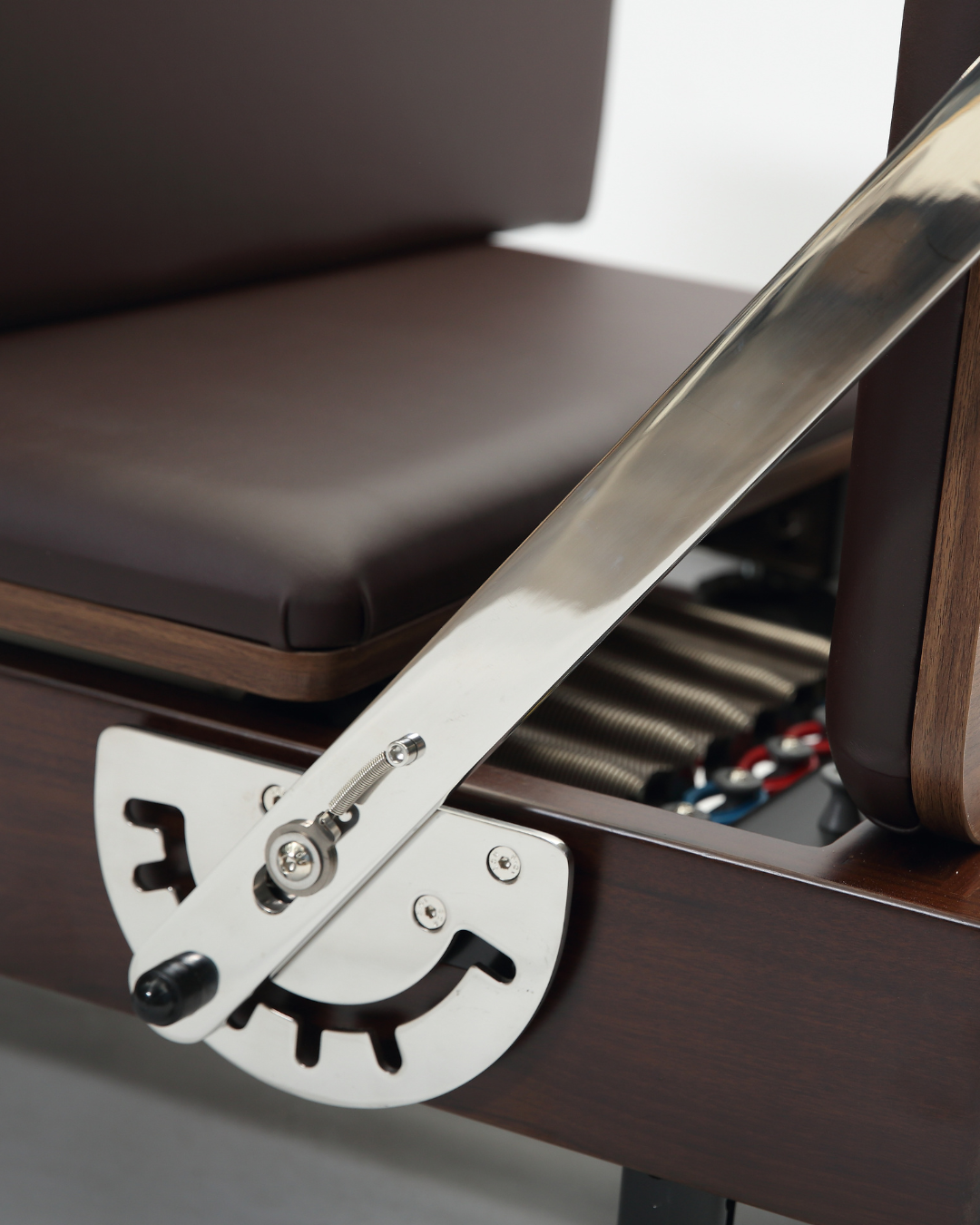 Sienna Folding Reformer 2.0 - Walnut Frame Core Reforme